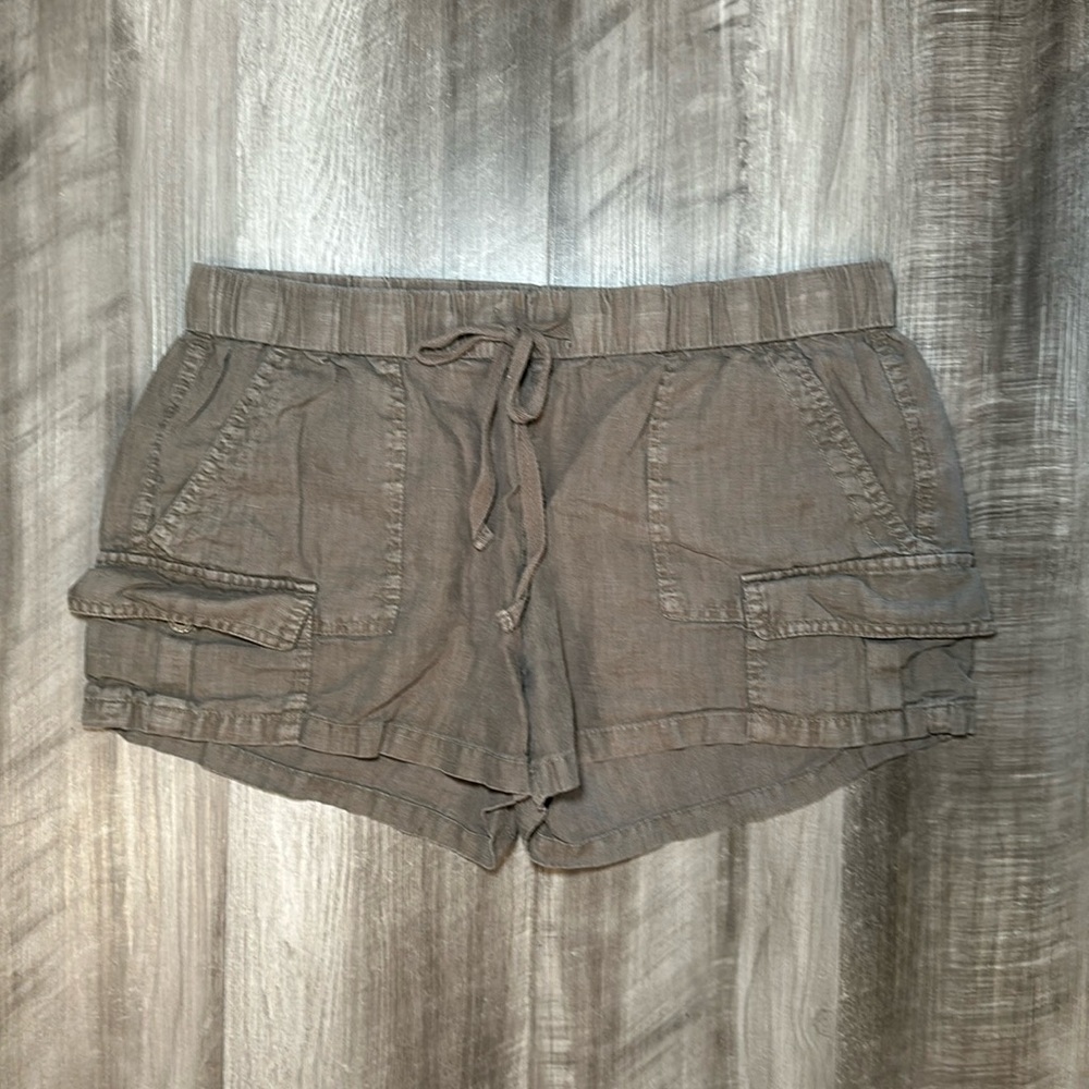 Joie Ilya Linen Cargo Shorts - Medium